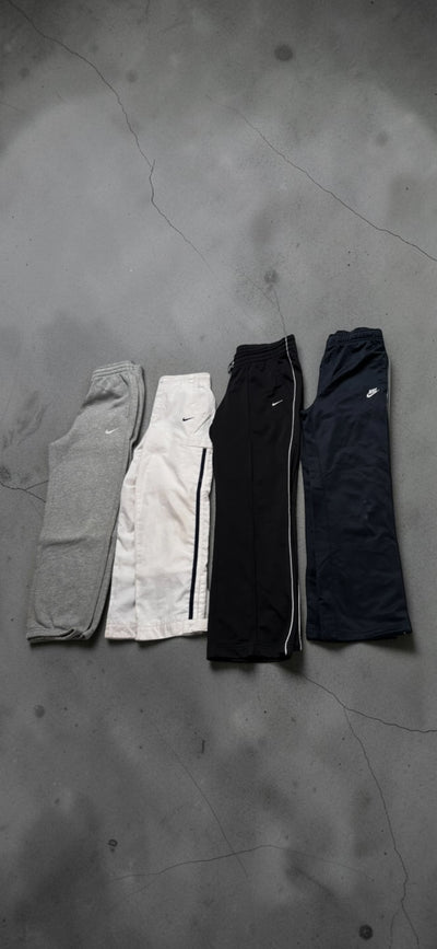 TRACKPANTS